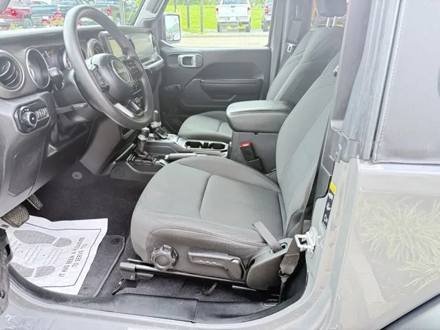2021 Jeep Wrangler Sport