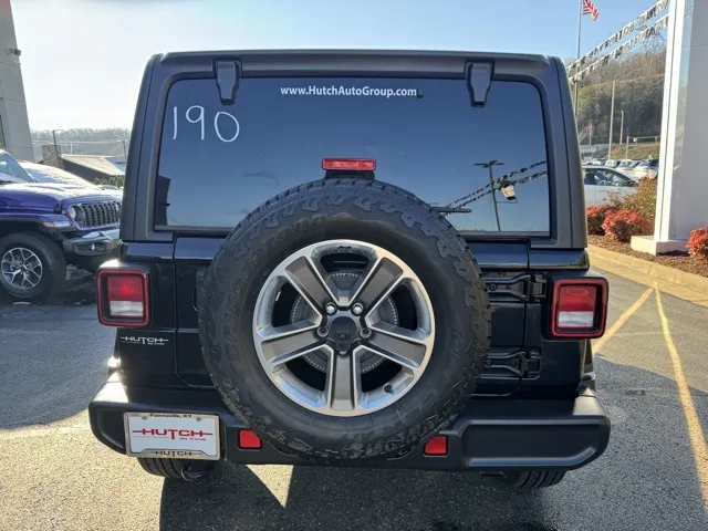 2020 Jeep Wrangler Unlimited Sahara