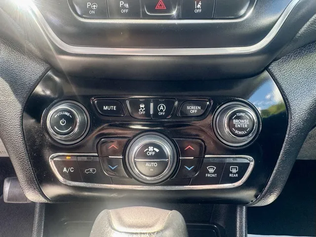 2023 Jeep Cherokee Altitude