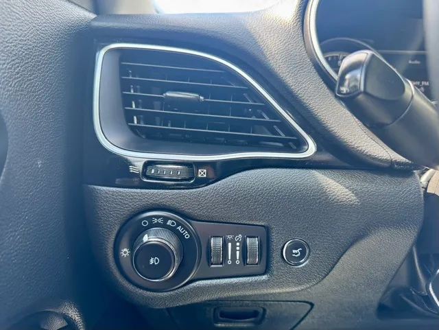 2023 Jeep Cherokee Altitude