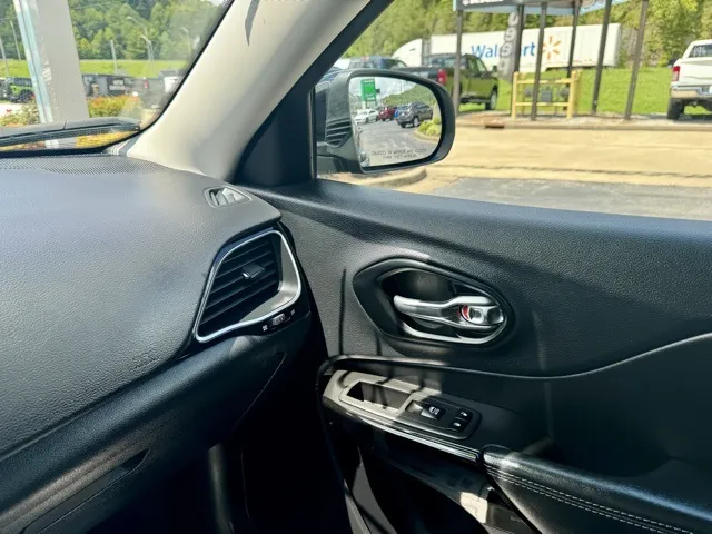 2023 Jeep Cherokee Altitude