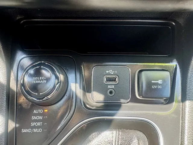 2023 Jeep Cherokee Altitude