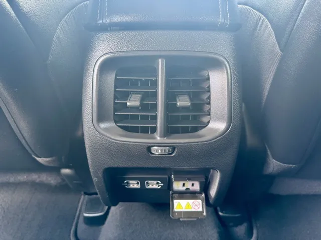 2023 Jeep Cherokee Altitude
