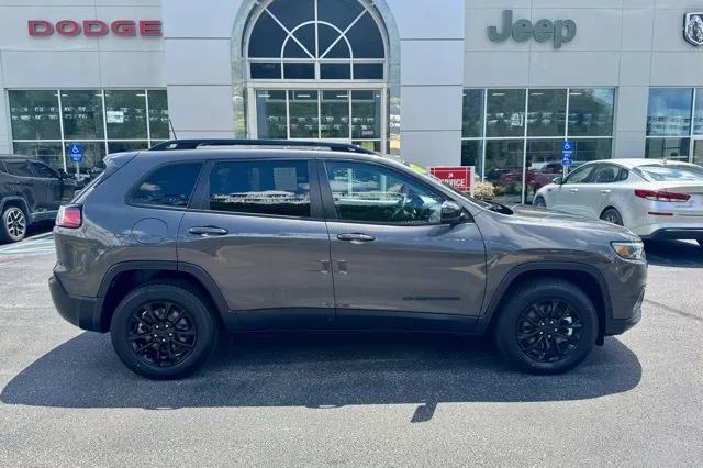 2023 Jeep Cherokee Altitude