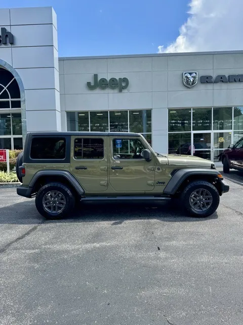 2025 Jeep Wrangler Sport S
