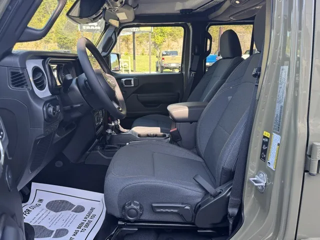 2025 Jeep Wrangler Sport S
