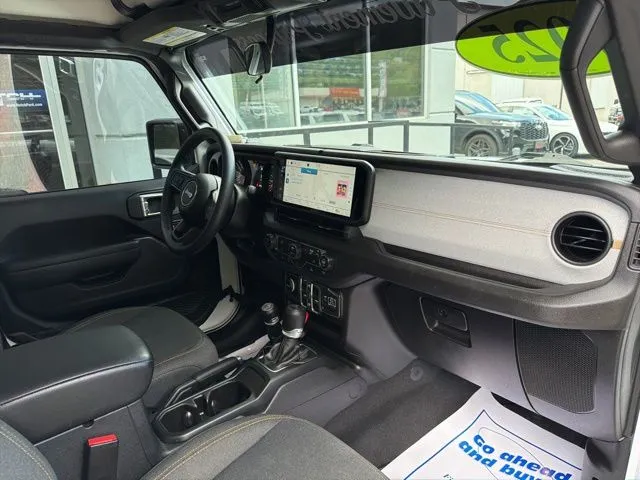 2025 Jeep Wrangler Sport