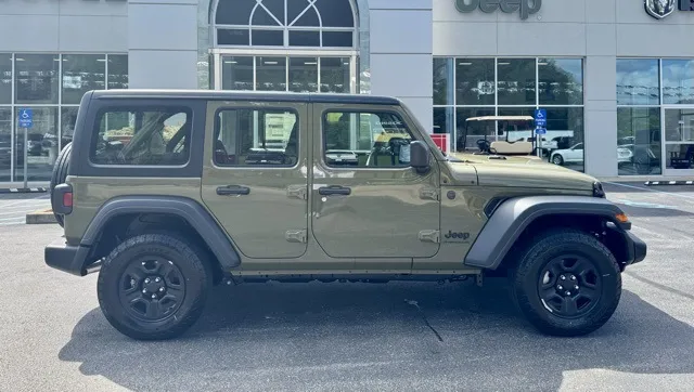 2025 Jeep Wrangler Sport