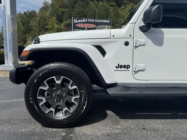 2025 Jeep Wrangler Sahara