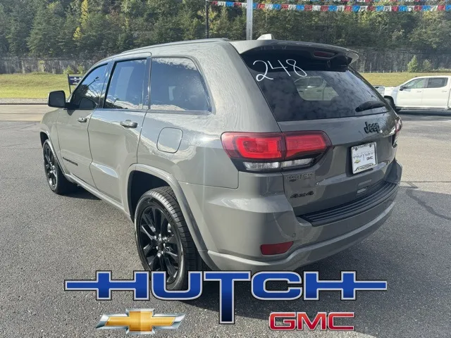 2020 Jeep Grand Cherokee Altitude