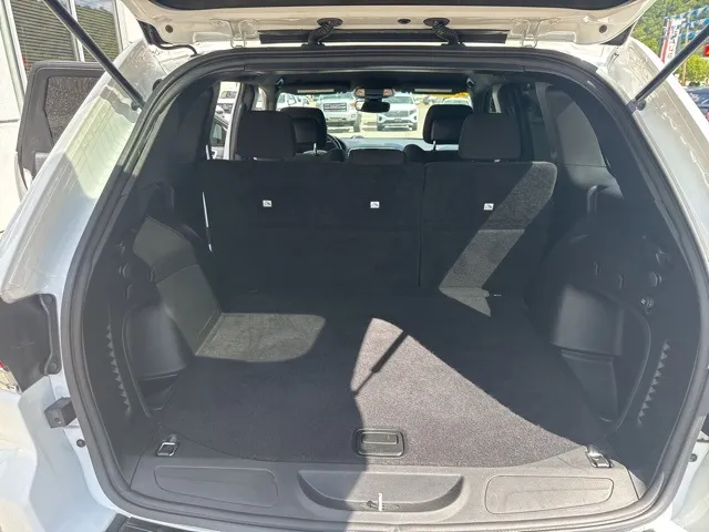 2022 Jeep Grand Cherokee WK Laredo E