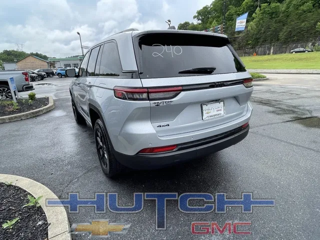 2024 Jeep Grand Cherokee Altitude