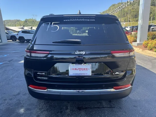 2025 Jeep Grand Cherokee Laredo