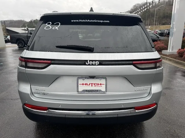 2025 Jeep Grand Cherokee Laredo