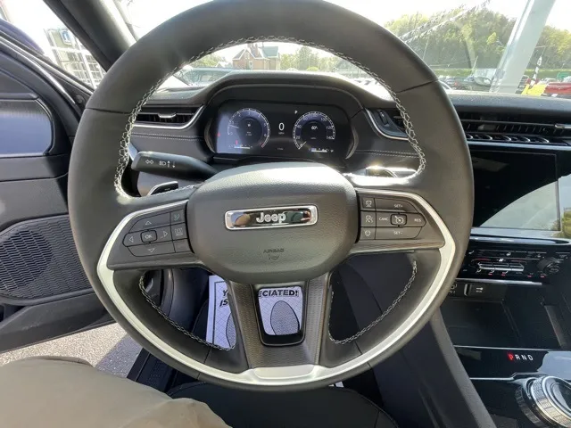 2025 Jeep Grand Cherokee Laredo X