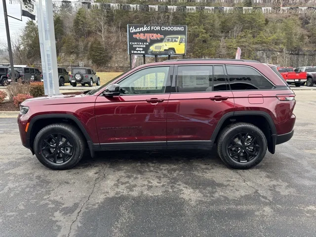 2026 Jeep Grand Cherokee Laredo
