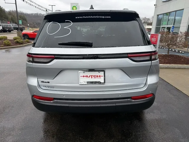 2026 Jeep Grand Cherokee Laredo