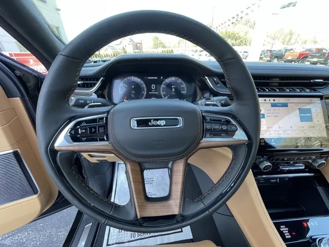 2025 Jeep Grand Cherokee Summit