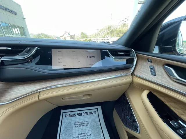 2025 Jeep Grand Cherokee Summit