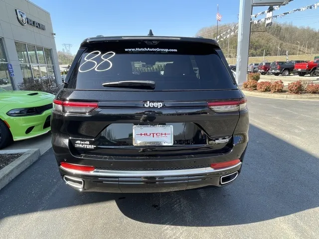 2025 Jeep Grand Cherokee Summit