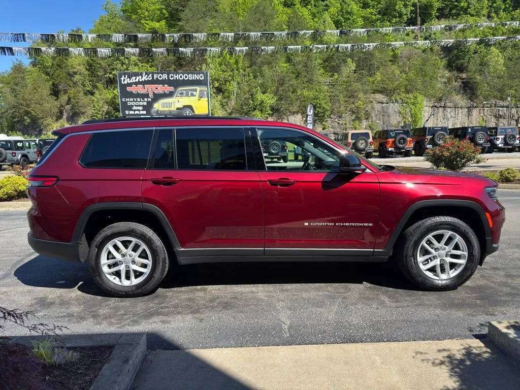 2024 Jeep Grand Cherokee L Laredo