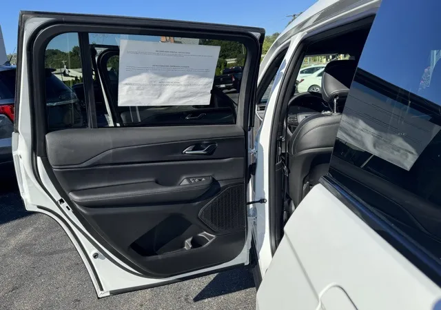 2025 Jeep Grand Cherokee L Altitude X