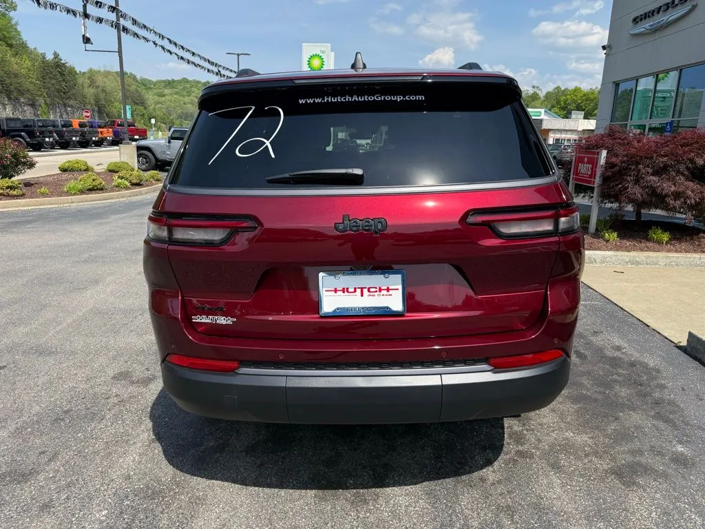 2026 Jeep Grand Cherokee L Laredo