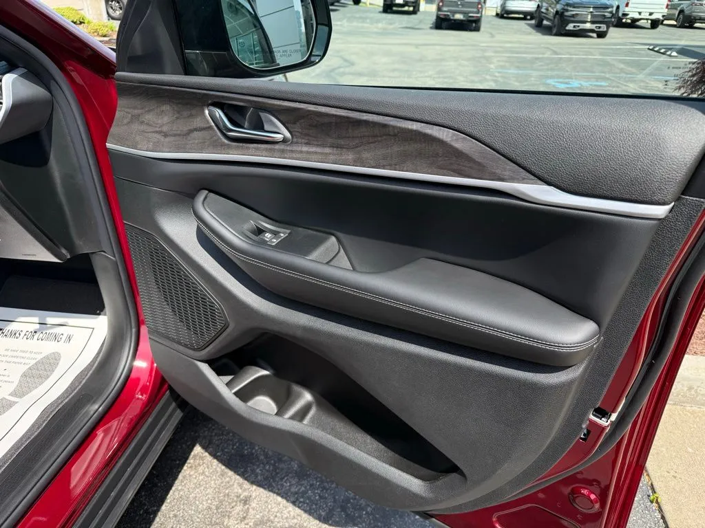 2026 Jeep Grand Cherokee L Laredo