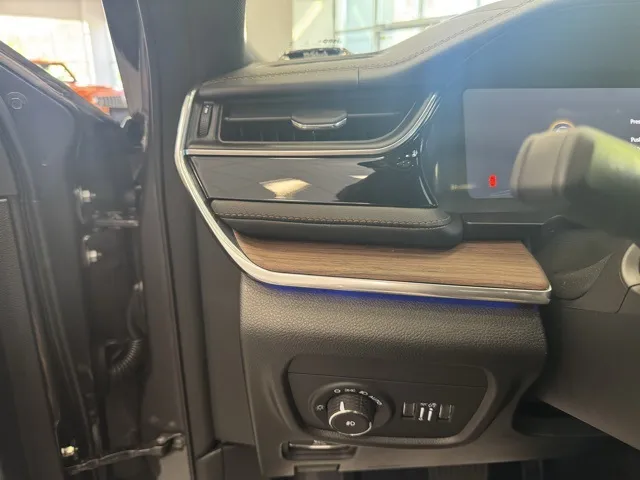 2025 Jeep Grand Cherokee L Summit