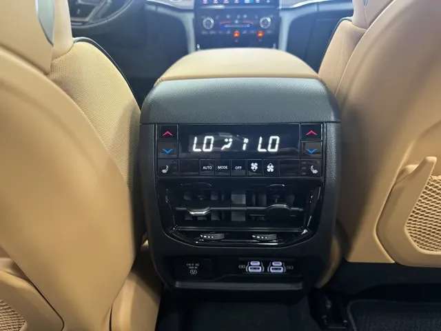 2025 Jeep Grand Cherokee L Summit