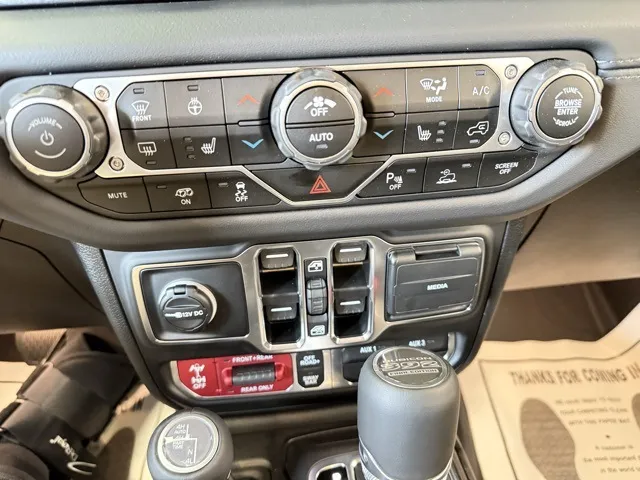 2025 Jeep Wrangler Rubicon 392