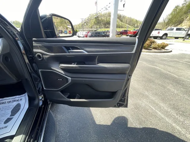 2023 Jeep Wagoneer L Series II