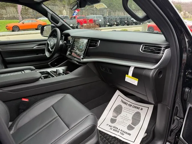 2026 Jeep Grand Wagoneer Limited Reserve