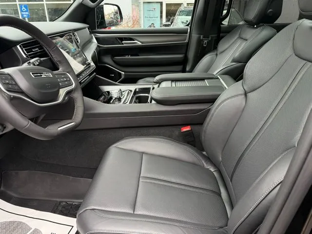 2026 Jeep Grand Wagoneer Limited Reserve