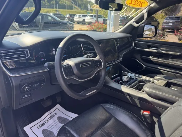 2022 Jeep Wagoneer Series III