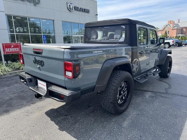 2024 Jeep Gladiator Sport