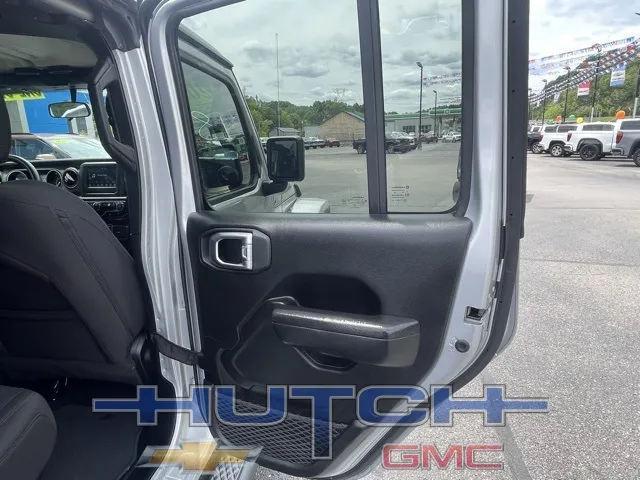 2023 Jeep Gladiator Sport