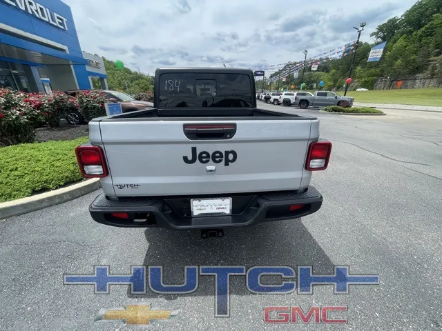 2023 Jeep Gladiator Sport