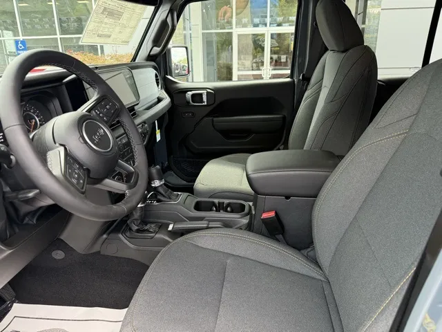 2025 Jeep Gladiator Sport