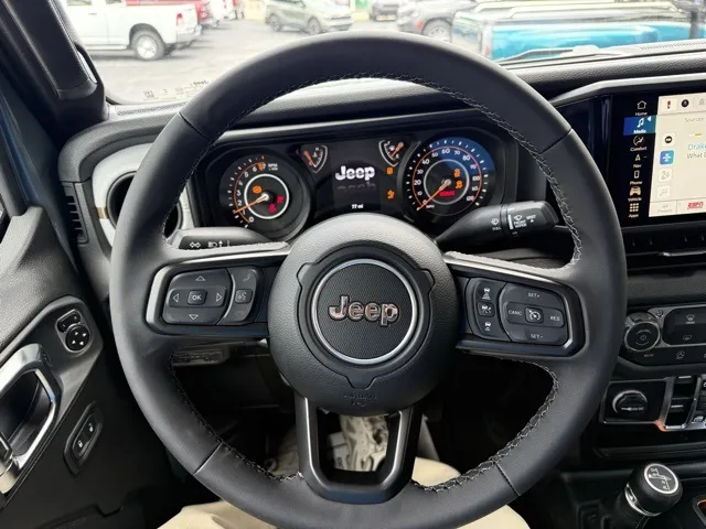 2025 Jeep Gladiator Sport