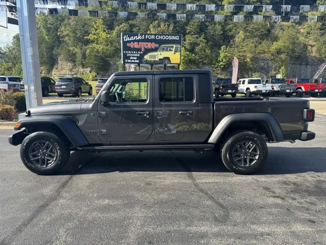 2025 Jeep Gladiator Sport
