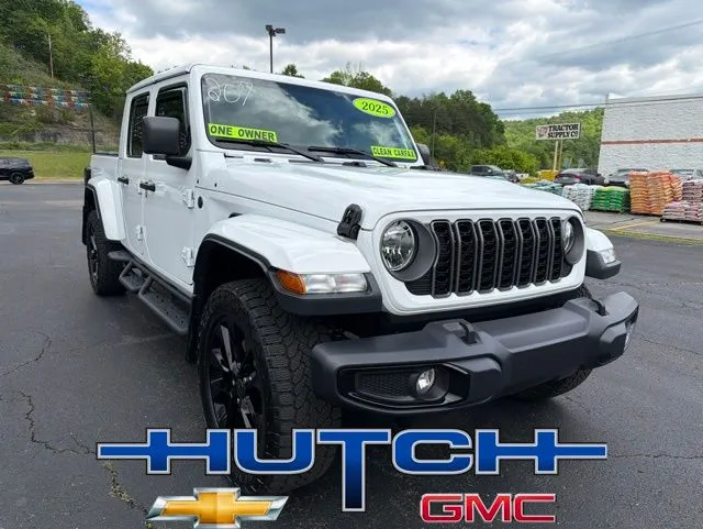 2025 Jeep Gladiator Nighthawk