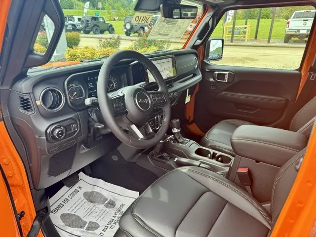 2025 Jeep Gladiator 