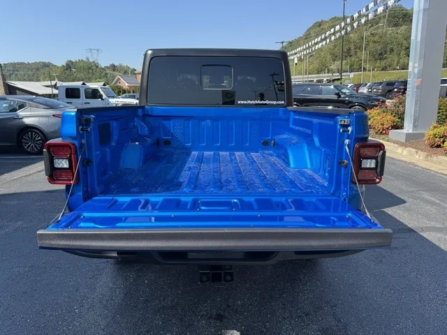 2025 Jeep Gladiator Willys