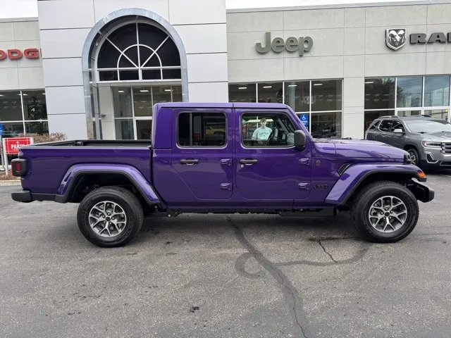 2026 Jeep Gladiator Sport S