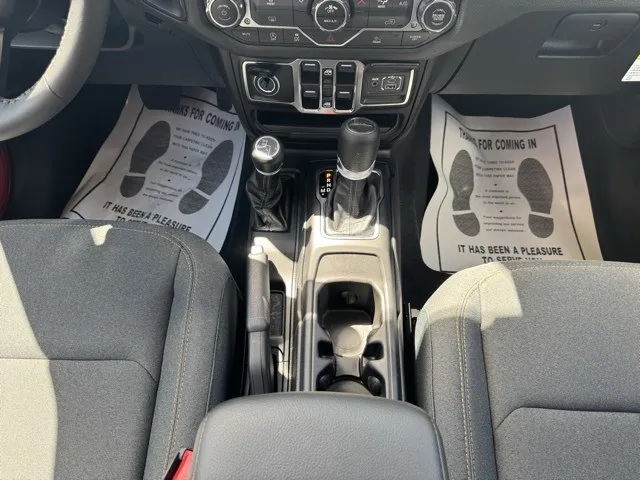 2025 Jeep Gladiator Sport