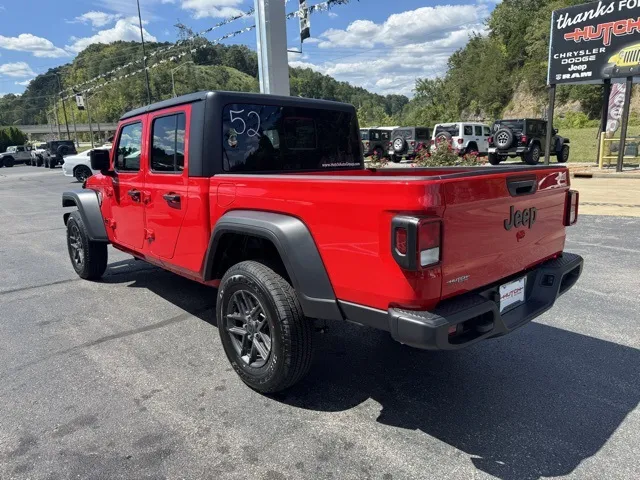 2025 Jeep Gladiator Sport