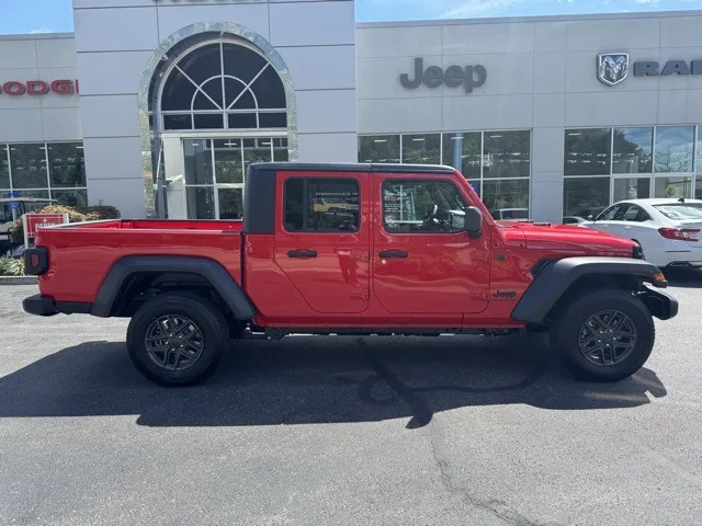 2025 Jeep Gladiator Sport