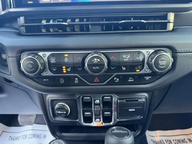 2025 Jeep Gladiator High Tide