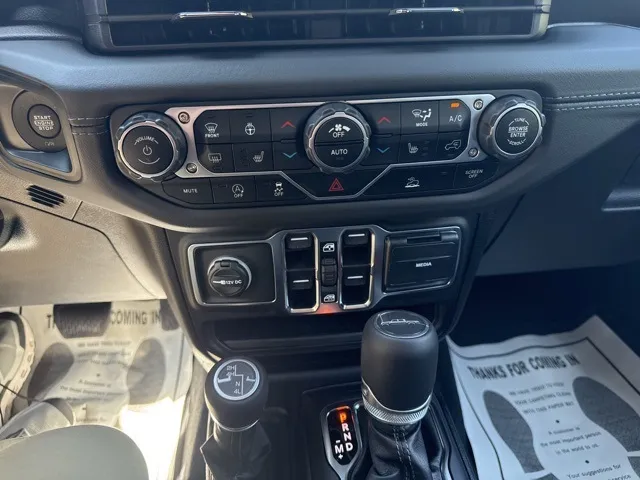 2025 Jeep Gladiator Sport